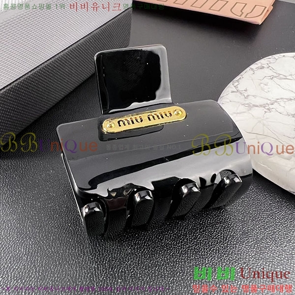̿̿  M4590049 (4)
