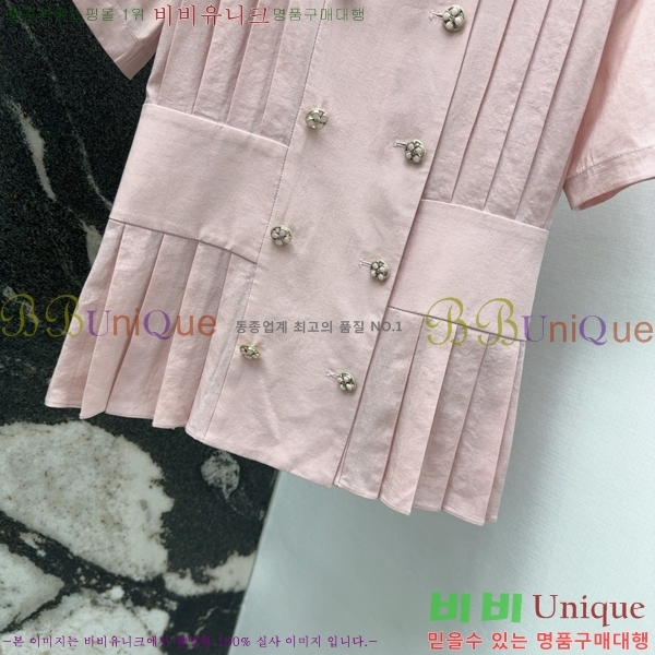  *   Ƽ CH437758-6