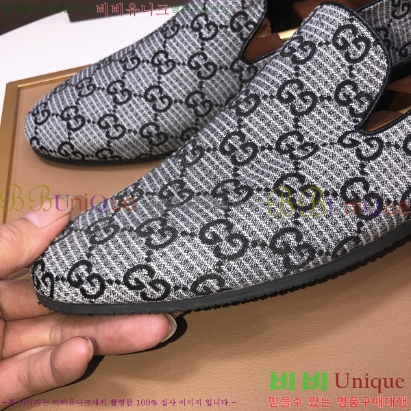    GC389511-1