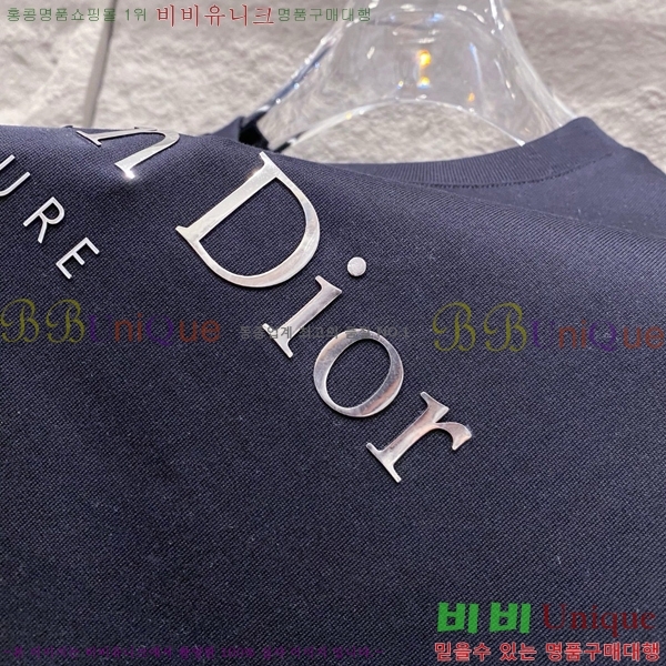   Ƽ D258316-1