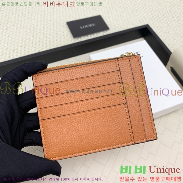 ο   ī Ȧ L1118-102