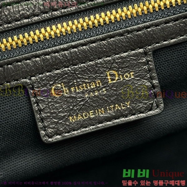 # ׷  Ƽ  ̵ M2433-101
