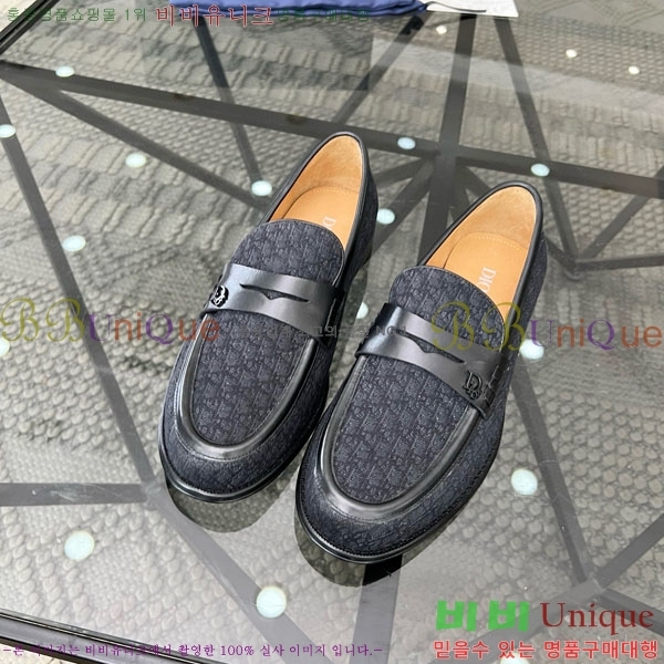    DR678830