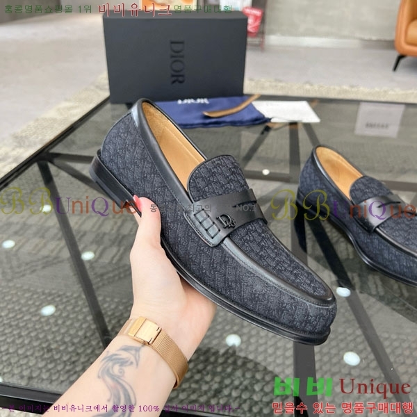    DR678830