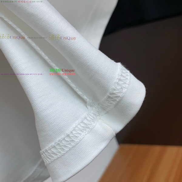    Ƽ D9076378