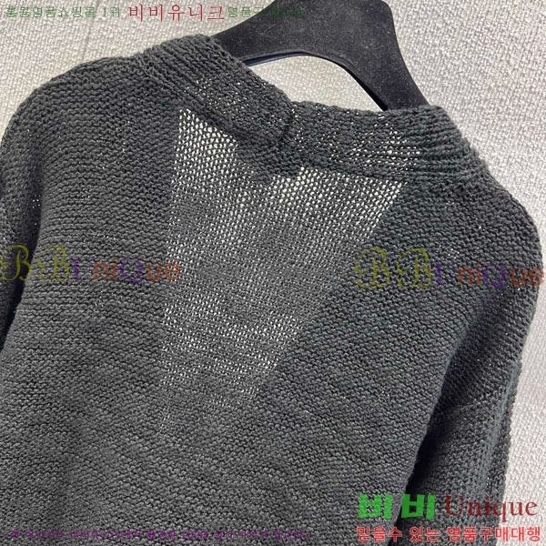  *   CH120233-4