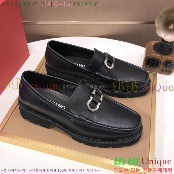 󰡸  2F6690320
