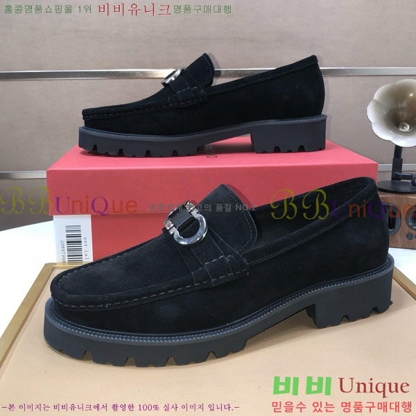  󰡸  2F6690320-2