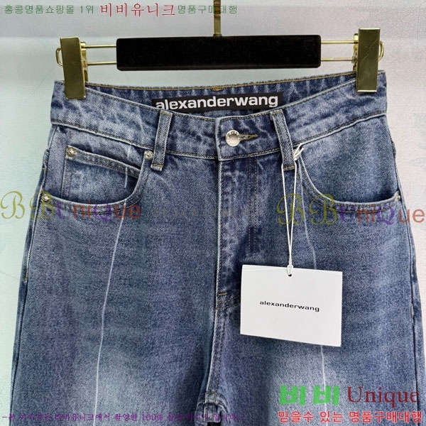  ˷    AW1555008-4