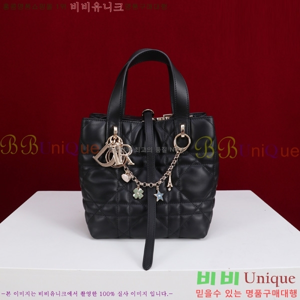 #   Ƽ Ʈ M2835-101