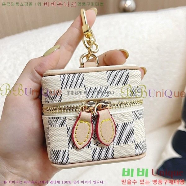 ̺ Ƽ   M00545-7