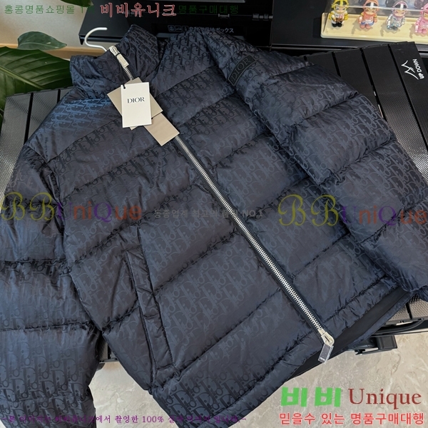   ٿ е DO396718-3