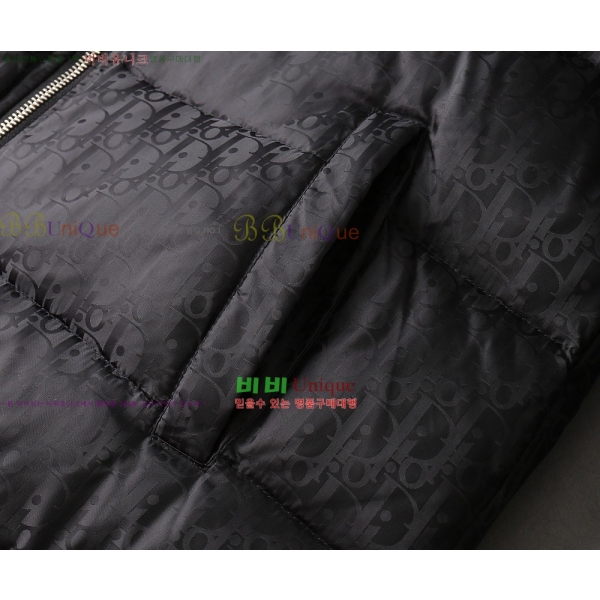   ٿ е DO52844-1