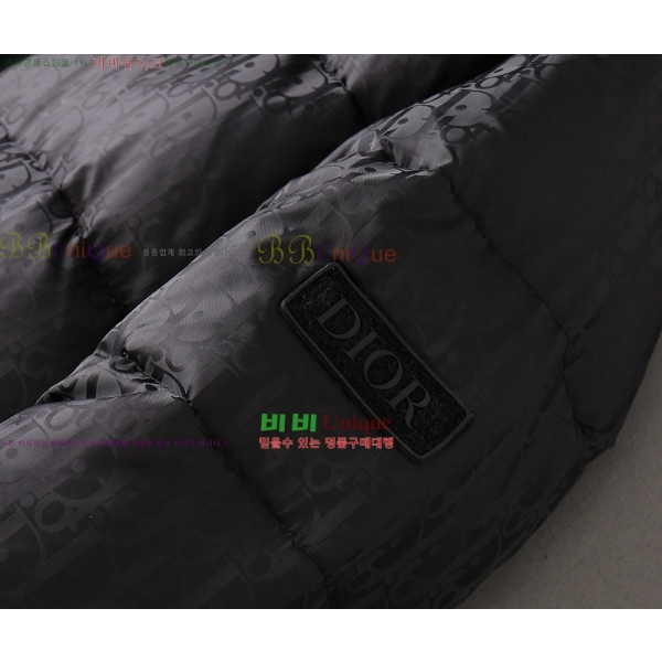   ٿ е DO52844-1