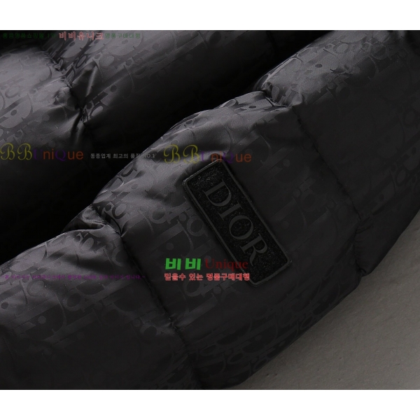  ٿ е DO52844-1