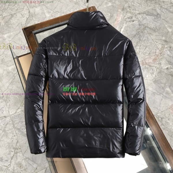   ٿ е PA253653