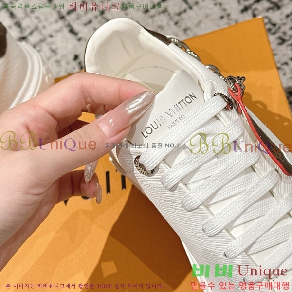  * Time Out Ŀ LV256669-1