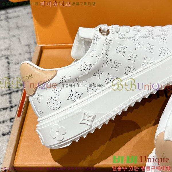  * Time Out Ŀ LV256669-4