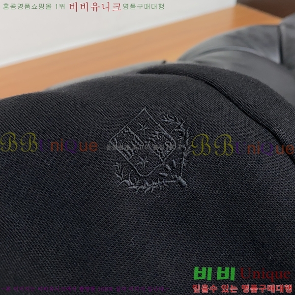  **Ƴ  LP97724-1 