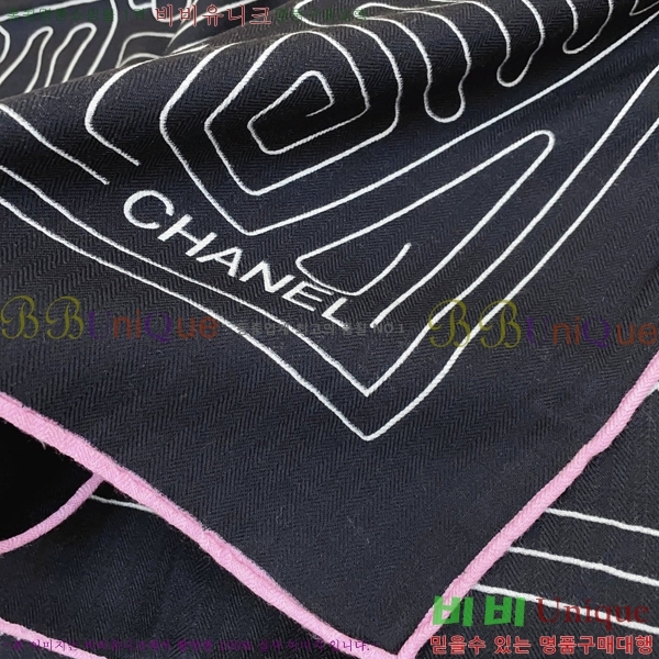 #* ÷/ī C8664890-2