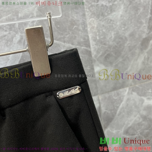  **Ƴ  LP97725-3