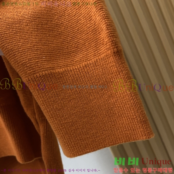  **Ƴ  LP907743-2
