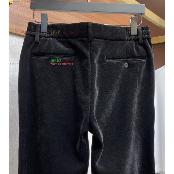  **ġ**   20BC2510259-1