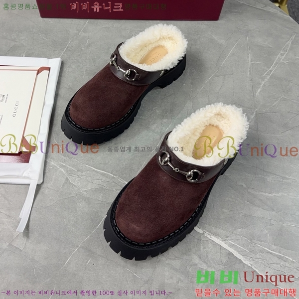 * þ    28G251157-2